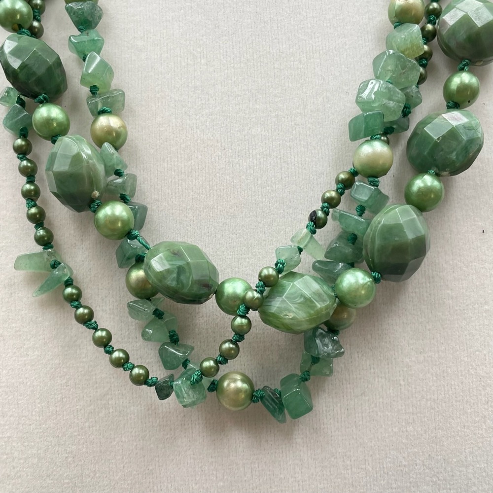Vintage Green Faceted Green Agate Pearls Beaded Multi-Stranded Lobster Necklace - Picture 5 of 8